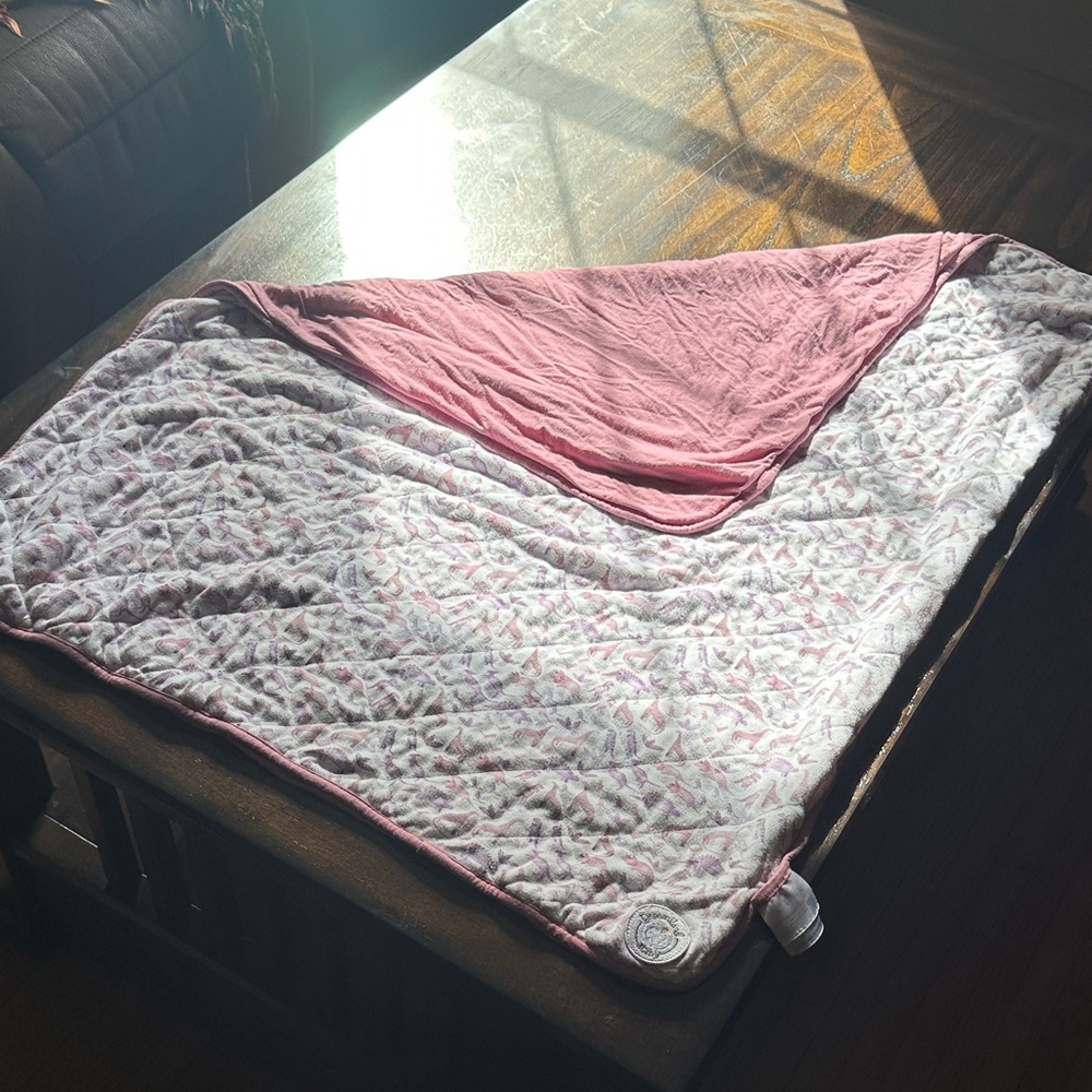 Cozy Pink Quilted Throw Blanket